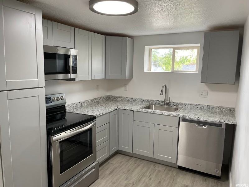 7412 Se #2 - Photo 4 of 10