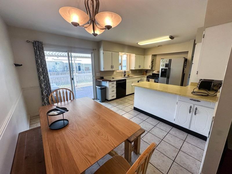 9459 S Quail Hollow Dr - Photo 2 of 16