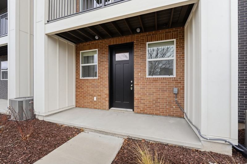 632 Es - Photo 2 of 29