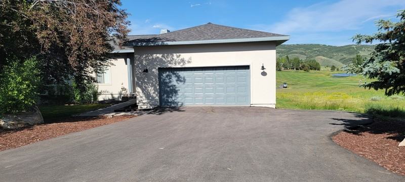8710 Silver Spur Rd - Photo 3 of 18