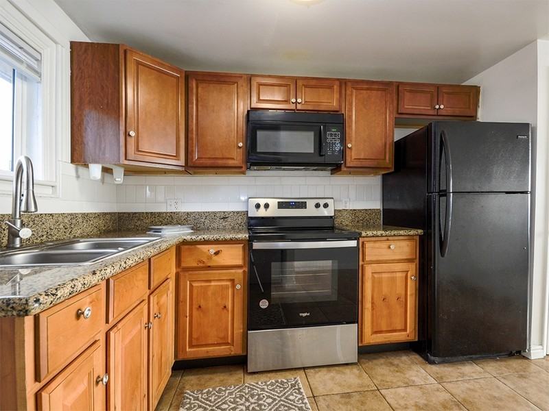 219 E Southgate Ave #1 - Photo 3 of 11