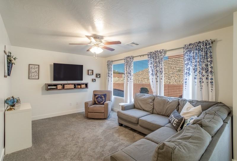 6119 S Zelda Dr - Photo 5 of 19