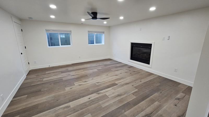 9073 S Elmhearst Dr - Photo 6 of 17