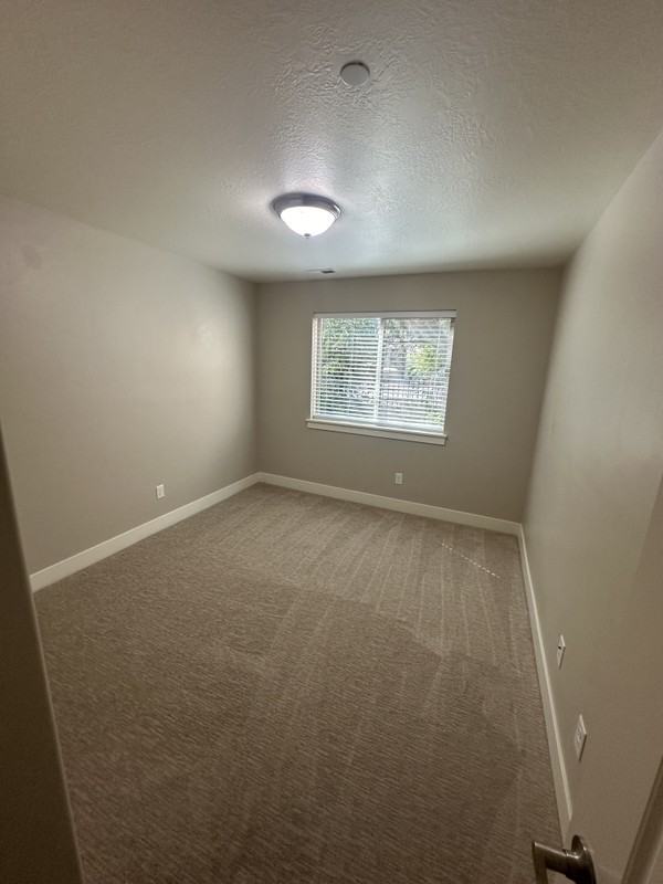 861 S Main St #C - Photo 6 of 12