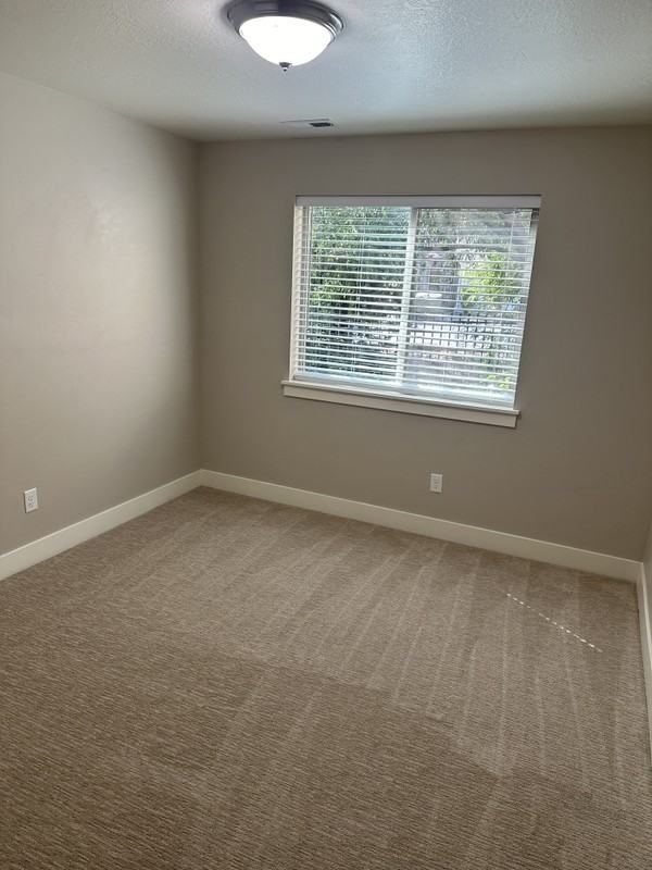 861 S Main St #C - Photo 7 of 12