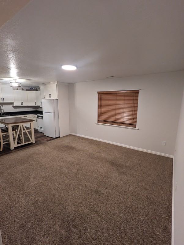 3391 E Heyward Ct - Photo 4 of 7