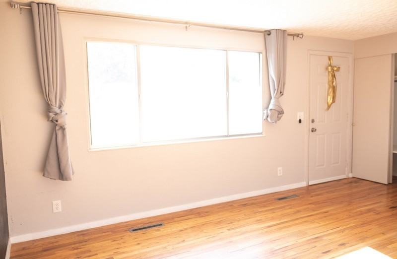 2162 Jackson Ave - Photo 2 of 23