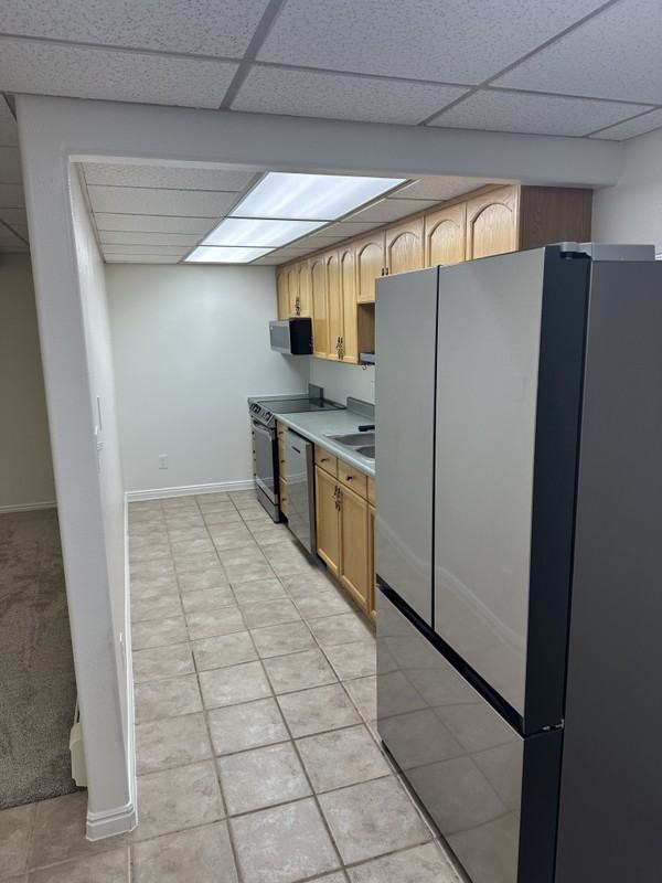 906 N St - Photo 2 of 8