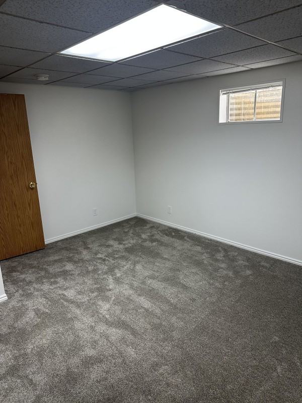 906 N St - Photo 7 of 8