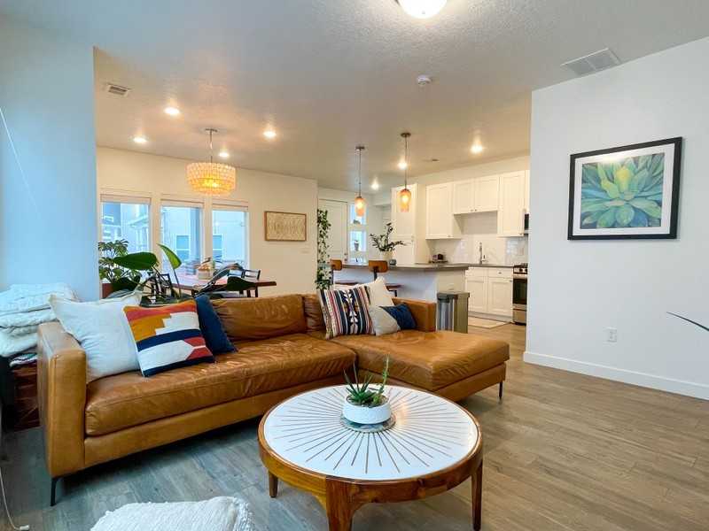 348 Wn - Photo 7 of 24