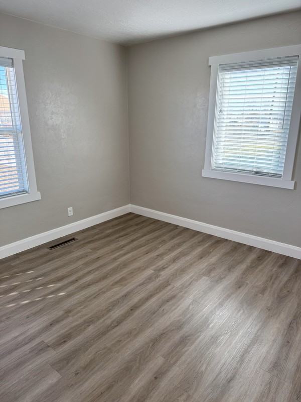 274 Sw - Photo 6 of 13