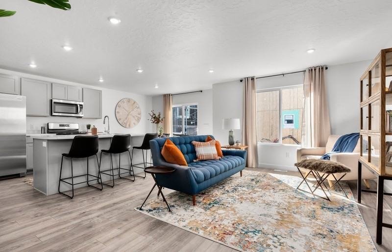 1898 N Patchwork Ave - Photo 2 of 21