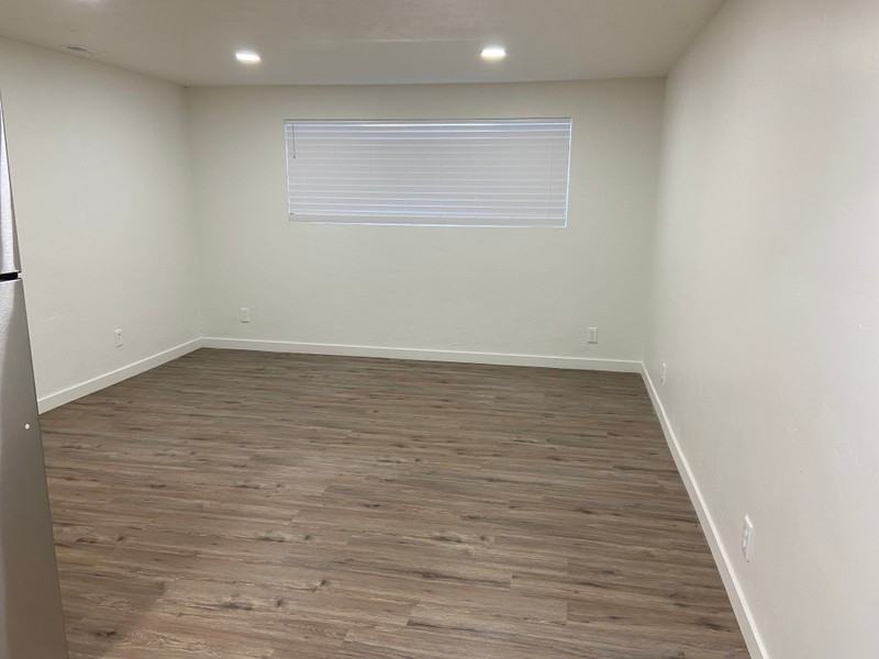 3660 S Yorkshire Rd #1 - Photo 3 of 10
