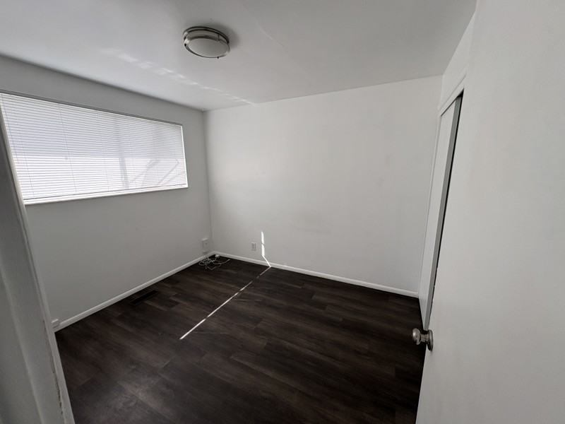 2630 S Windsor Cir #3 - Photo 5 of 10