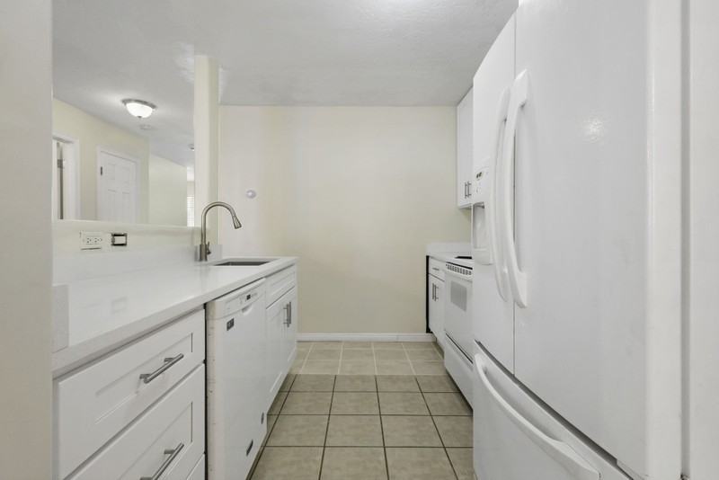 10504 S Sage Flats Way - Photo 5 of 23
