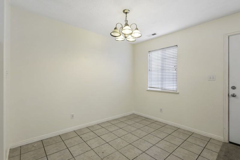 10504 S Sage Flats Way - Photo 6 of 23