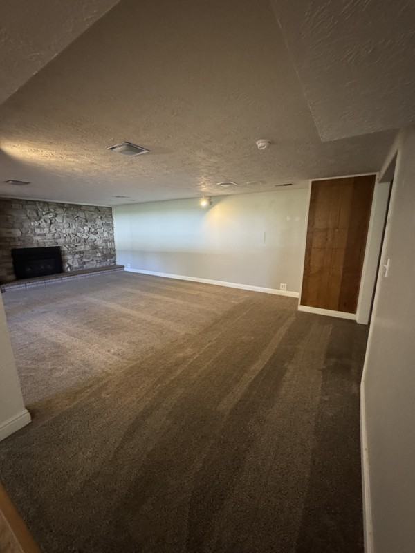 272 N State St - Photo 6 of 17
