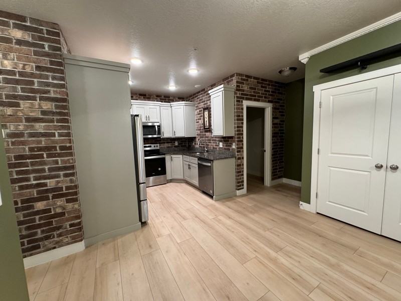 1558 Nw #101 - Photo 3 of 10