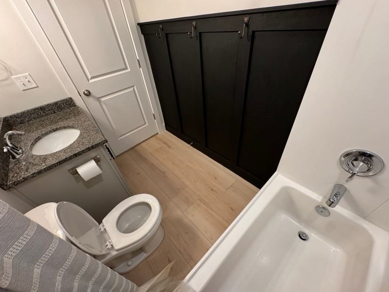 1558 Nw #101 - Photo 7 of 10