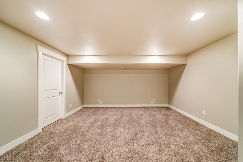 4415 W Glendon Dr - Photo 3 of 15