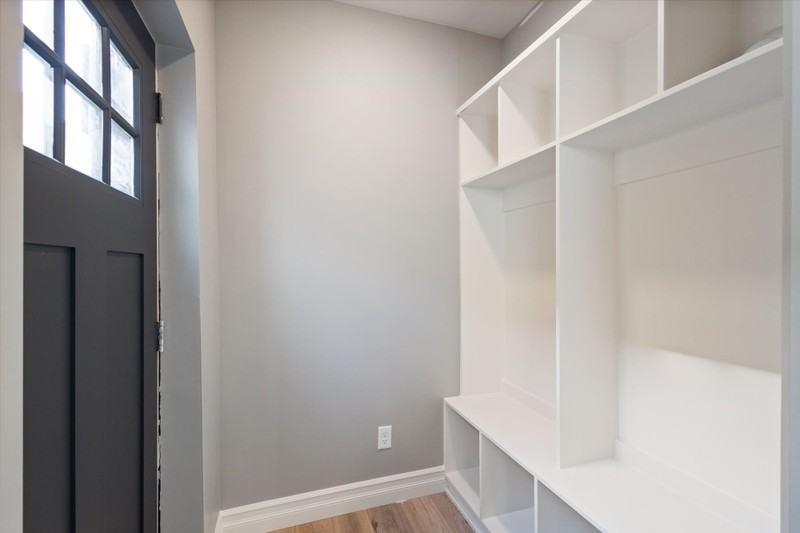 657 Ws - Photo 2 of 14