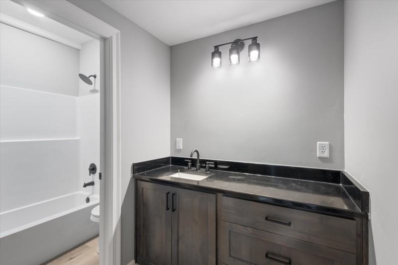 657 Ws - Photo 4 of 14