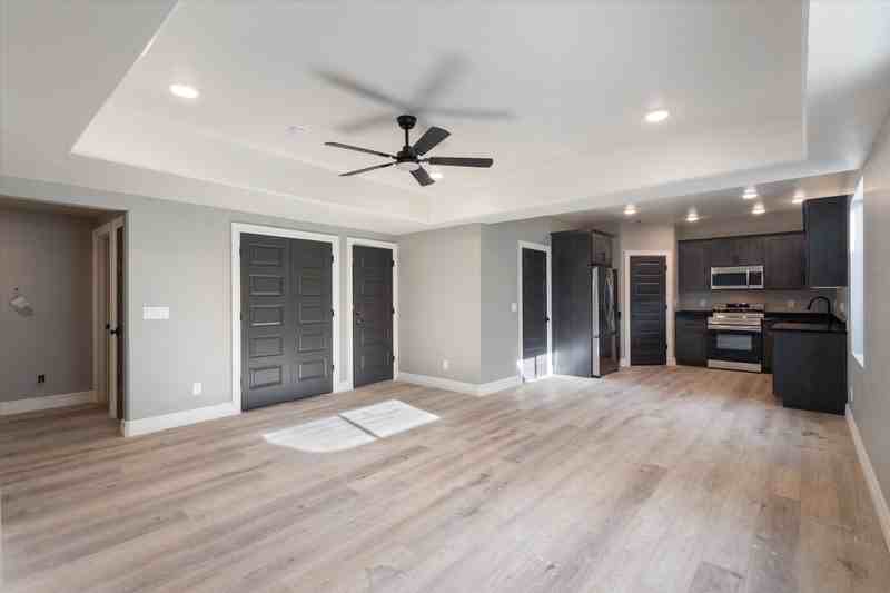657 Ws - Photo 5 of 14