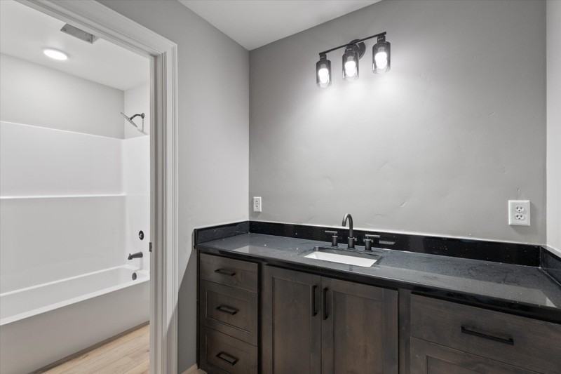 657 Ws - Photo 6 of 14