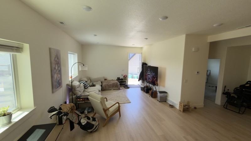 4031 En #1 - Photo 2 of 20