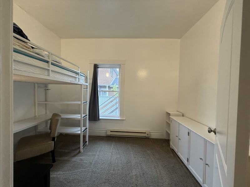 1222 S Windsor St - Photo 7 of 10