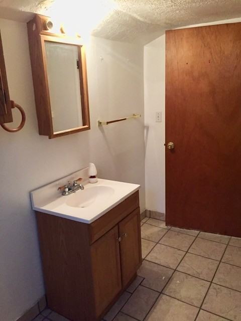 498 Fern Dr - Photo 4 of 19