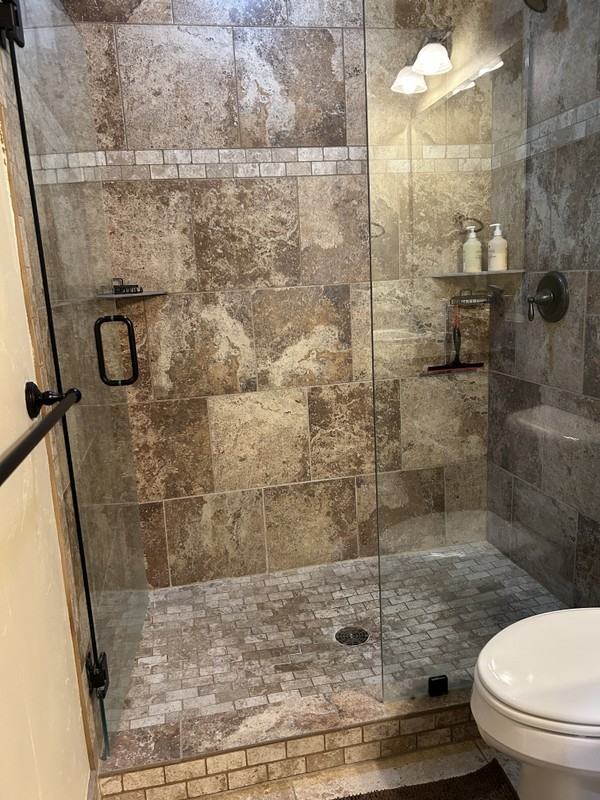 5198 N University Ave - Photo 5 of 10