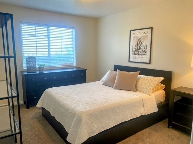 131 W Suncrest Ln - Photo 6 of 16