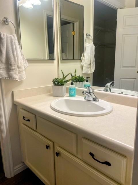 131 W Suncrest Ln - Photo 7 of 16