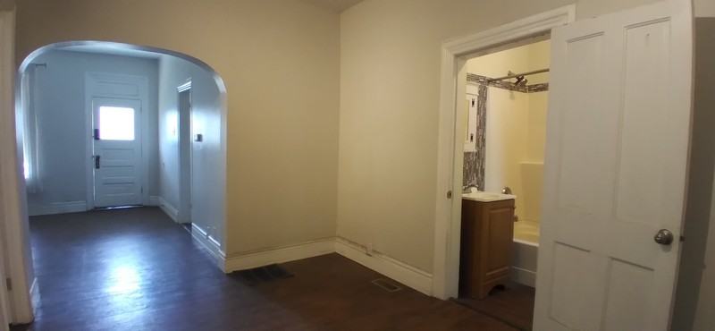 818 Wn - Photo 3 of 14