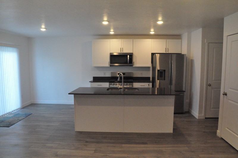 867 Nw - Photo 2 of 11