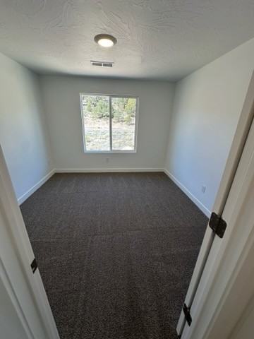604 S Rockwell Ln - Photo 7 of 11