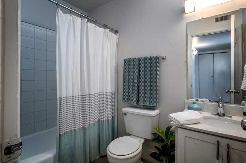 2457 S St #7 - Photo 6 of 7
