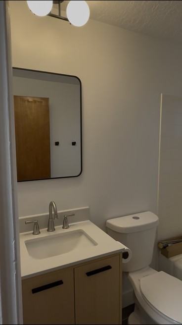 742 W Gentile St #1 - Photo 3 of 3