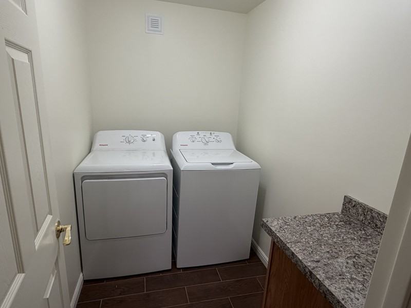 14009 S Old Dobbin Ln - Photo 3 of 16