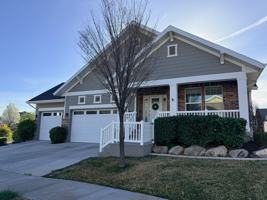 featured image of 794 S Golden Leaf Way