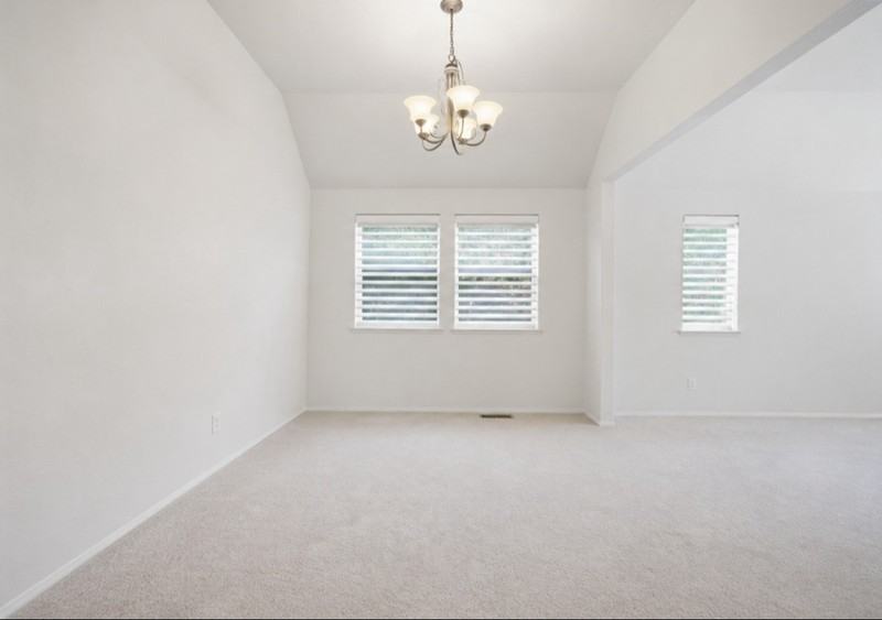 3204 S Johnson Pl - Photo 3 of 13