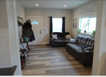 2321 Jackson Ave - Photo 6 of 17