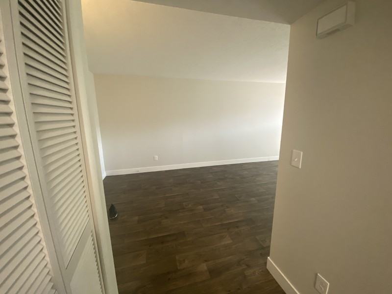 598 W Murray Blvd #1B - Photo 7 of 14