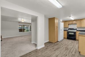 featured image of 1035 Hillcrest Dr