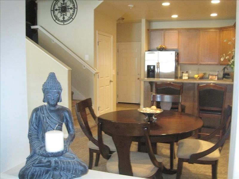 911 Halstead Dr #1 - Photo 7 of 30
