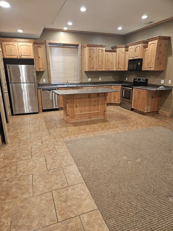 9702 Nw - Photo 3 of 10