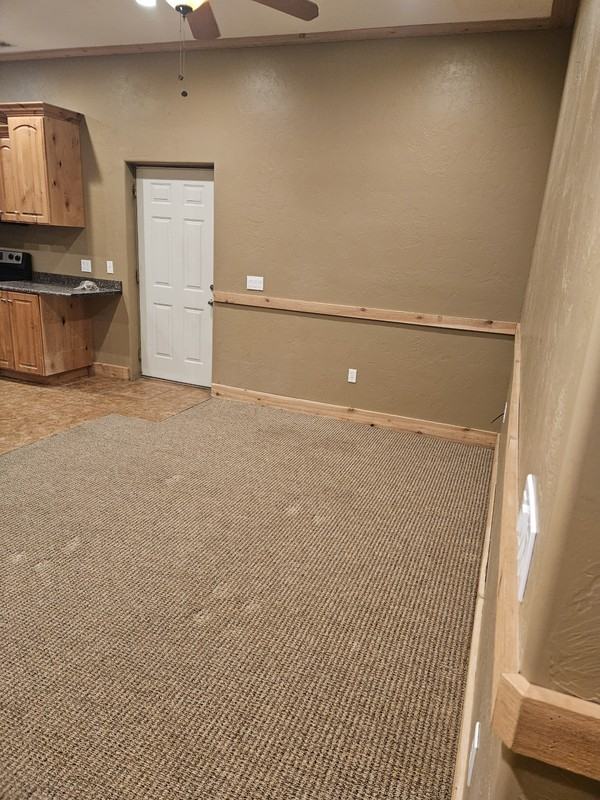 9702 Nw - Photo 4 of 10