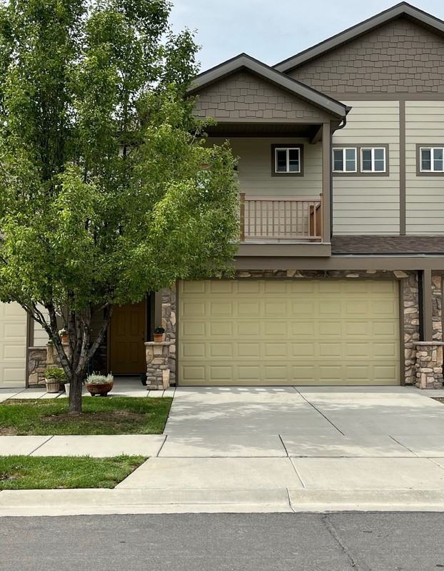 825 W Jordan Oaks Ct - Photo 2 of 23