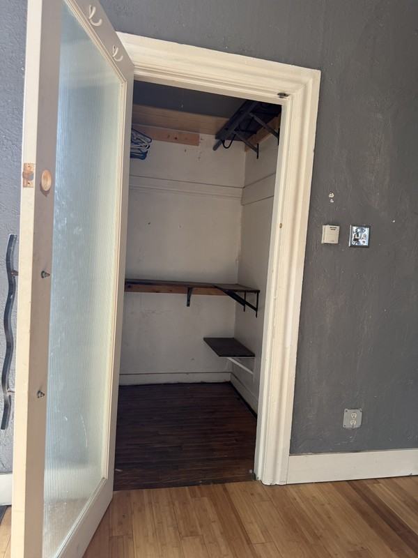 553 E St #3 - Photo 3 of 19